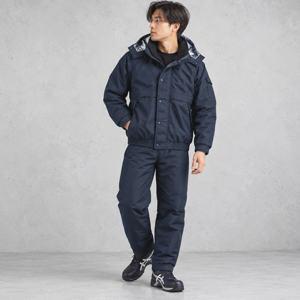 8382_秋冬　防寒パンツ　軽量 防水 アルミシート素材