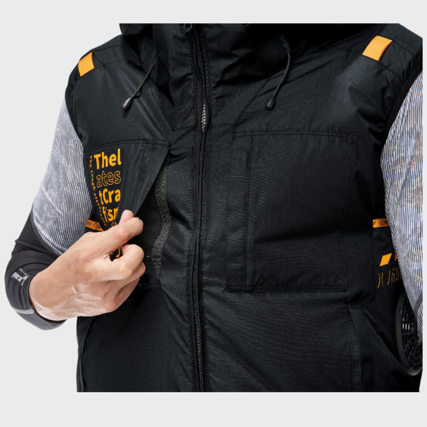 7700　The tough　空調風神服チタンフードベスト